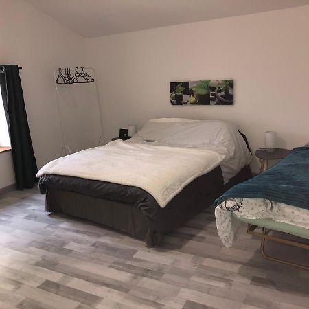 Gite Zen Pres Thermes De Jonzac Bois Dış mekan fotoğraf