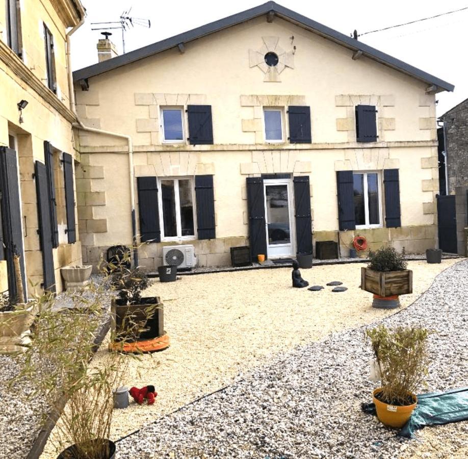 Gite Zen Pres Thermes De Jonzac Bois Dış mekan fotoğraf